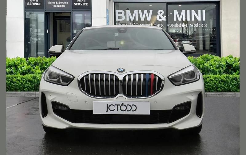 Used BMW 118 M Sport 147 HP (108 kW) 2020 White Hatchback