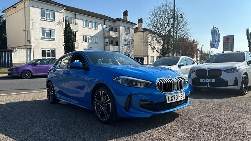 Used BMW 118 M Sport 134 HP (98 kW) 2023 Blue Hatchback