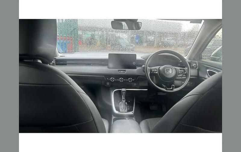 Used Honda HR-V Advance 131 HP (96 kW) 2024 White SUV