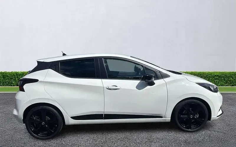 Used Nissan Micra 92 HP (67 kW) 2022 White Hatchback