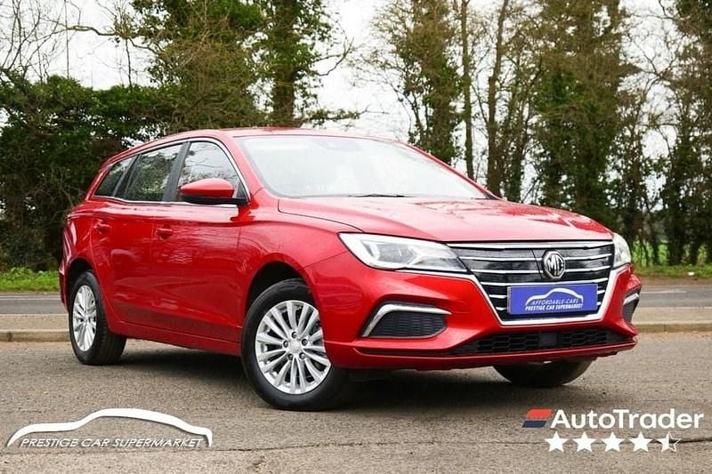 Used MG MG5 EV Excite 114 kW (156 HP) 2021 Red Estate