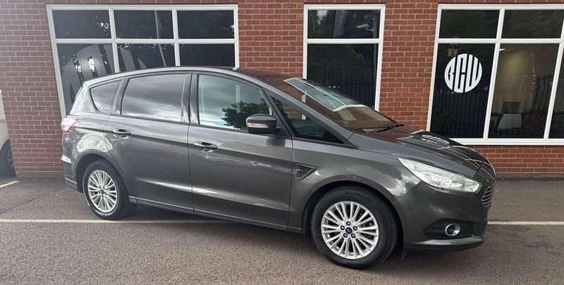 Grey Used 2025 Ford S-MAX Zetec MPV | £9,800 - Image 1/4