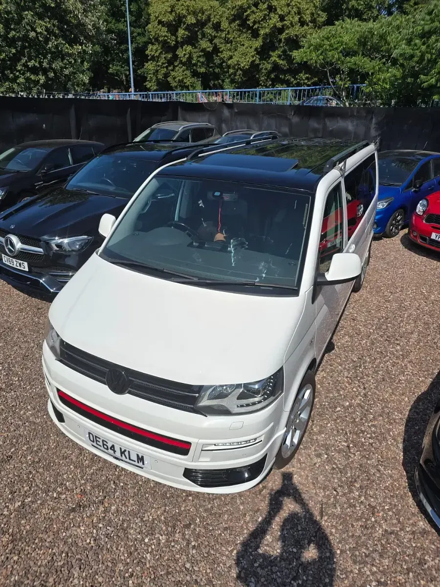 Used VW Caravelle SE 180 HP (132 kW) 2015 White Van
