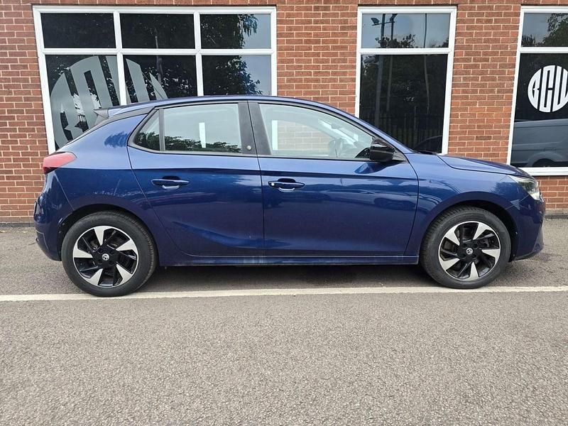 Used Vauxhall Corsa-e 100 kW (136 HP) 2020 Blue Hatchback
