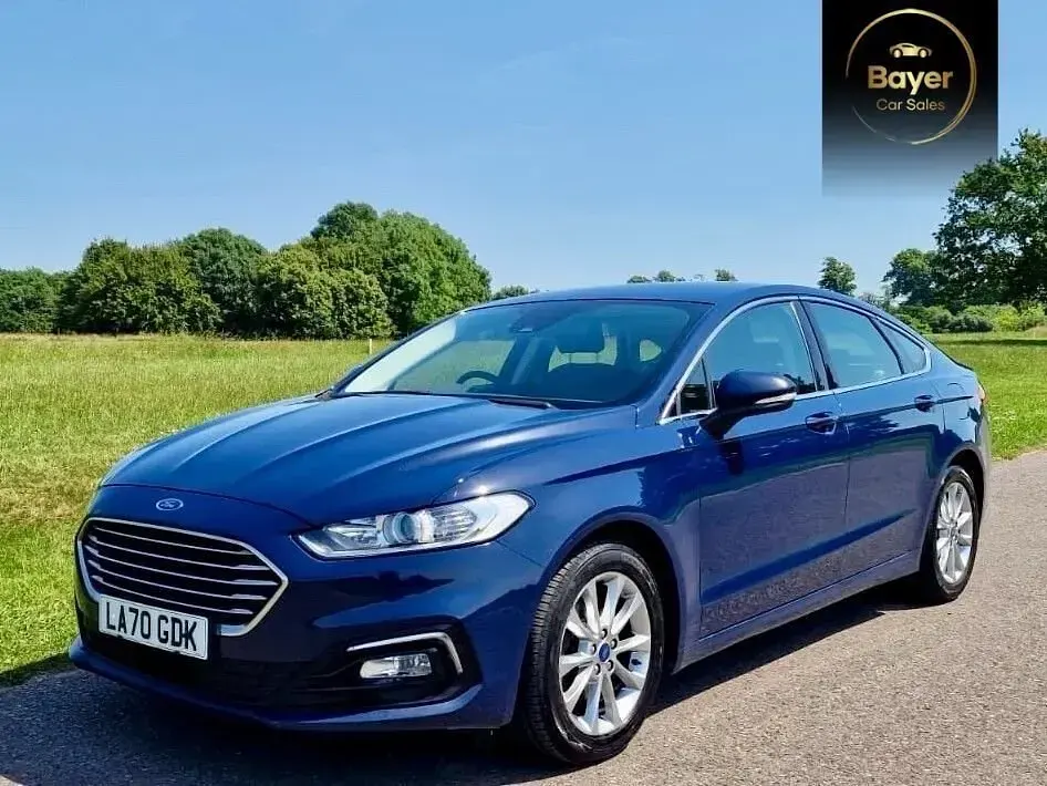 Used Ford Mondeo Zetec 2021 Blue Hatchback