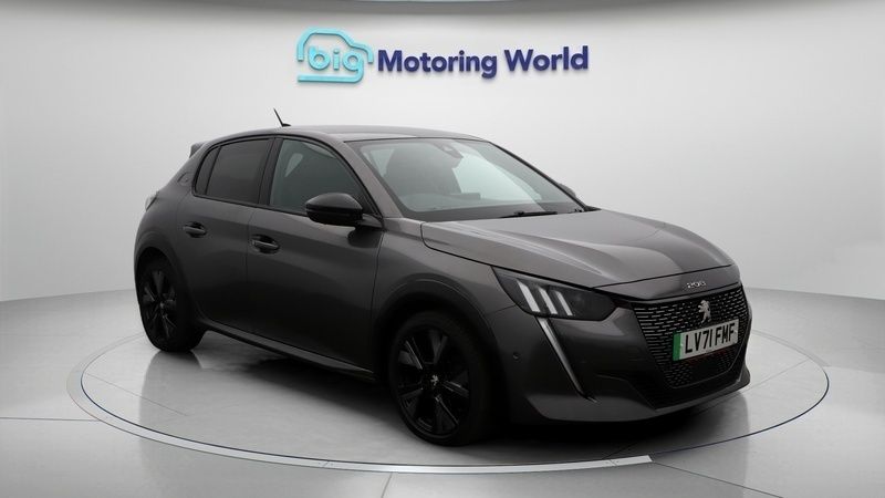 Used 2021 Peugeot 208 GT Hatchback | £12,800 (Good price) - Image 1/4