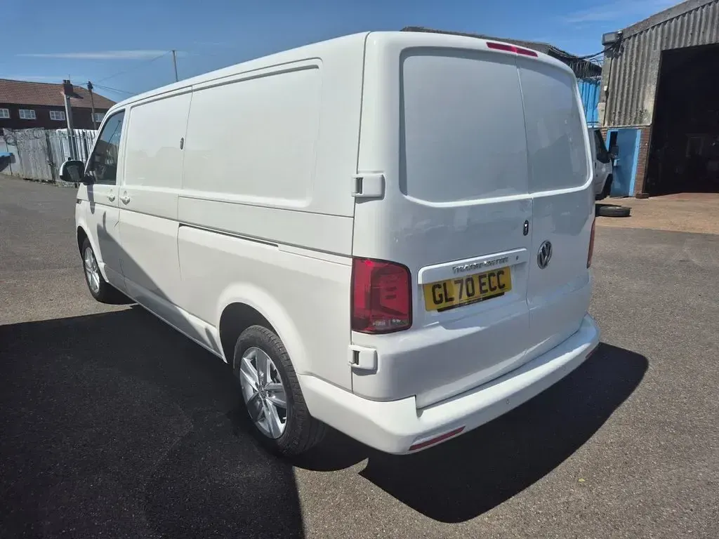 Used VW T6.1 Highline 150 HP (110 kW) 2020 White Van