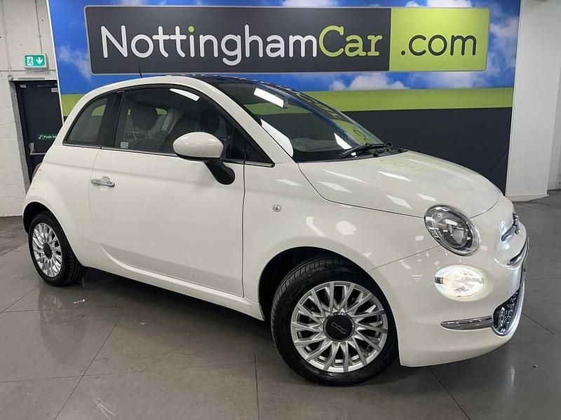 White Used 2017 Fiat 500 Lounge Hatchback | £5,495 (Fair price) - Image 1/4