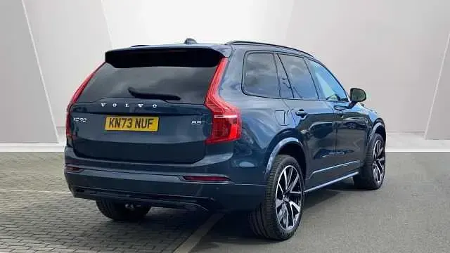 Used Volvo XC90 Plus 235 HP (172 kW) 2023 Blue SUV