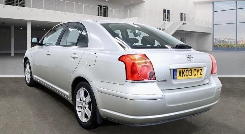 Used Toyota Avensis T3 2003 Silver Hatchback