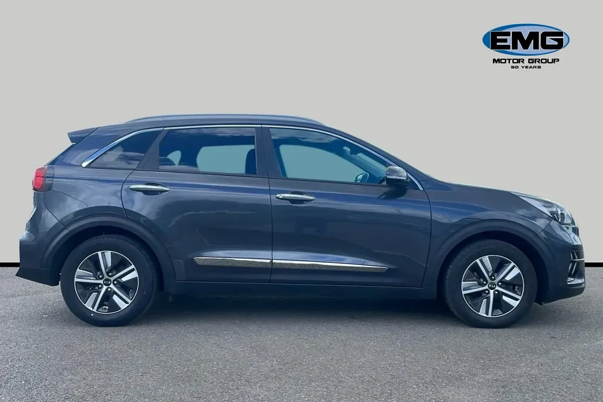 Used Kia Niro 139 HP (102 kW) 2021 Grey SUV