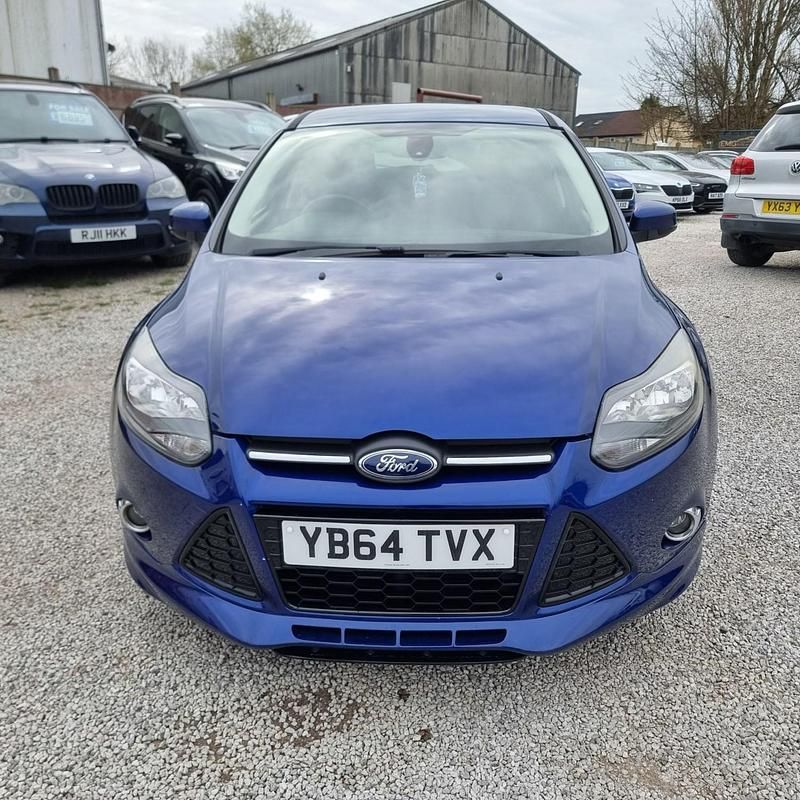 Used Ford Focus Zetec 2014 Blue Hatchback