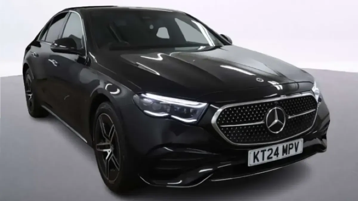 Used Mercedes E300 AMG line 313 HP (230 kW) 2023 Sedan