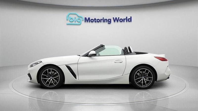 Used BMW Z4 Sport Line 197 HP (144 kW) 2022 White Cabriolet