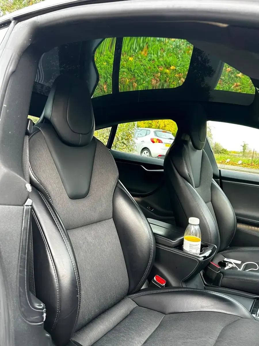Used Tesla Model S 241 kW (328 HP) 2018 White Hatchback