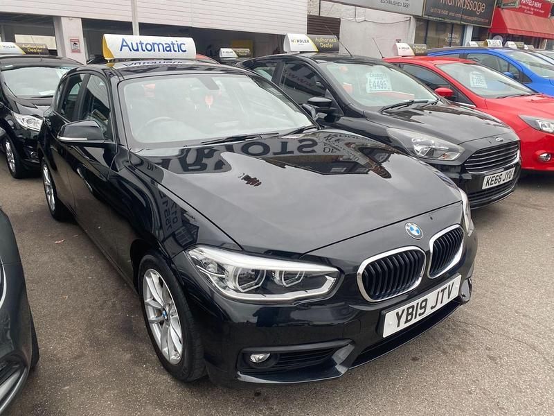Used BMW 118 2019 Black Hatchback