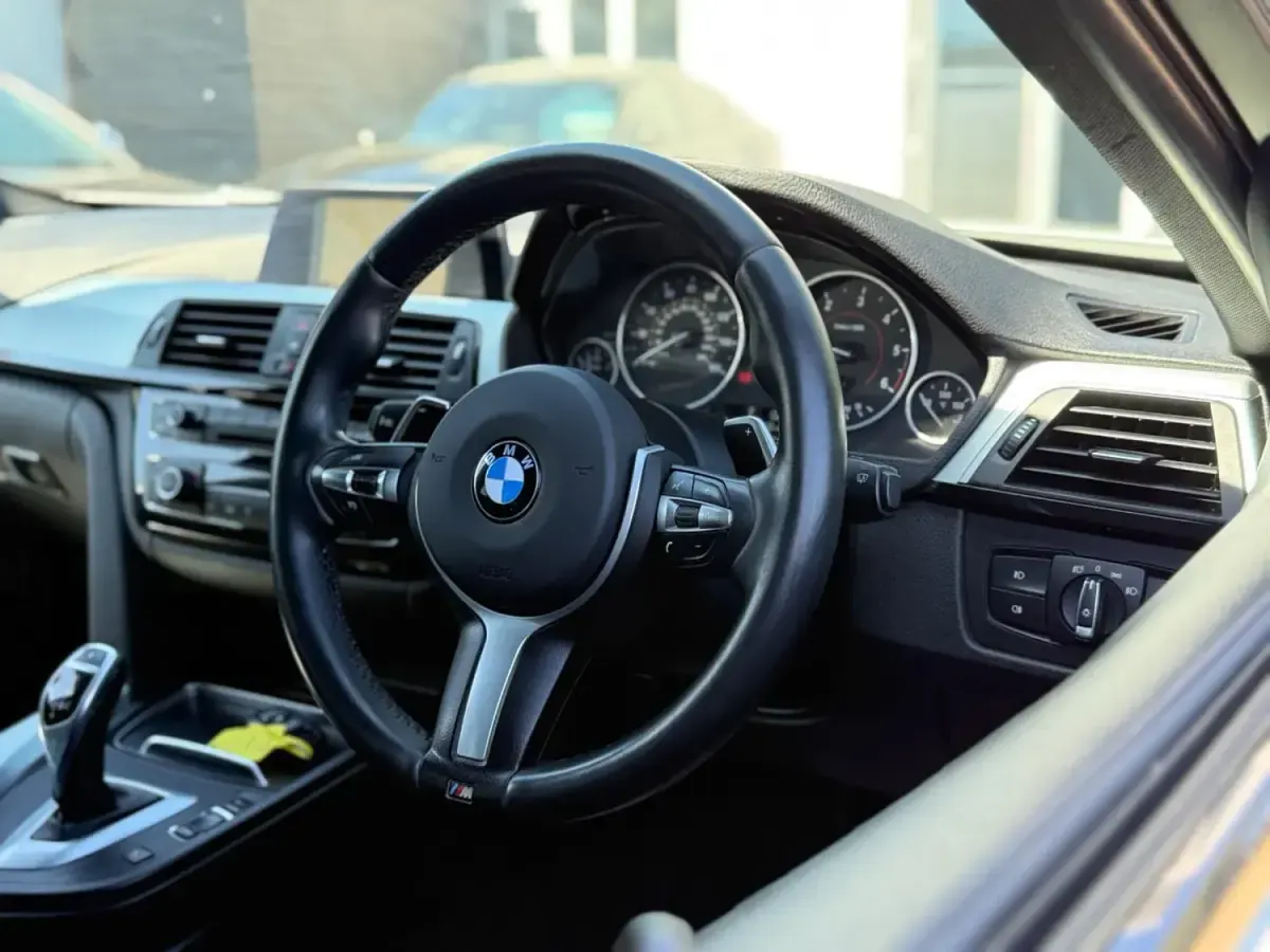 Begagnad BMW 335 M Sport 2017 Vit Kombi