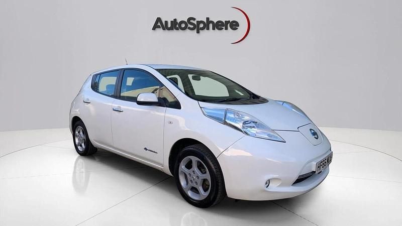 Used Nissan Leaf Acenta 80 kW (109 HP) 2016 White Hatchback