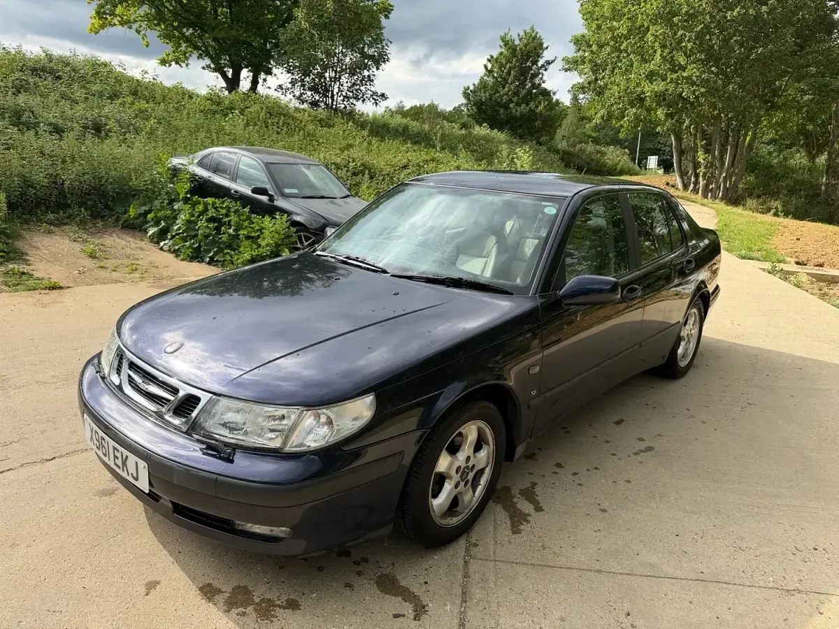 Used Saab 9-5 2000 Blue Sedan