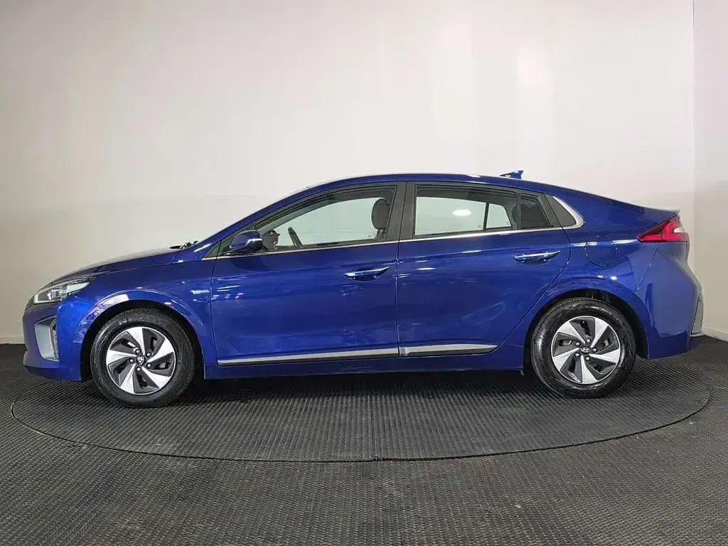 Used Hyundai Ioniq Premium 141 HP (103 kW) 2019 Blue Hatchback