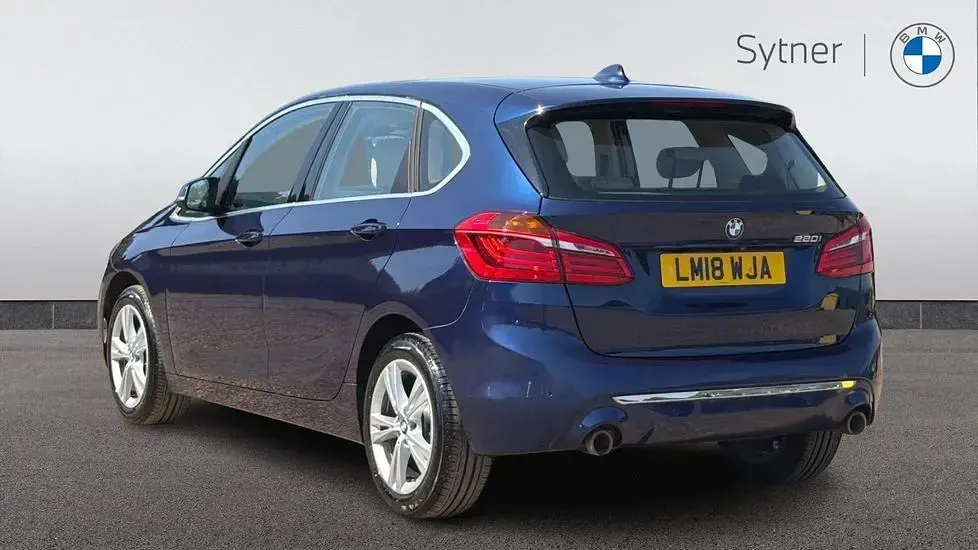 Used BMW 220 Active Tourer Luxury Line 189 HP (139 kW) 2018 Blue MPV