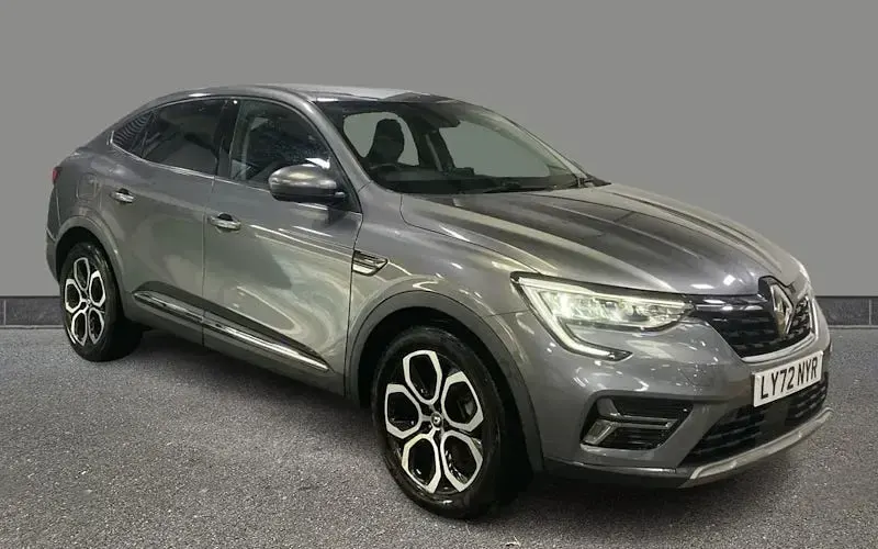 Used Renault Arkana Version S 143 HP (105 kW) 2022 SUV