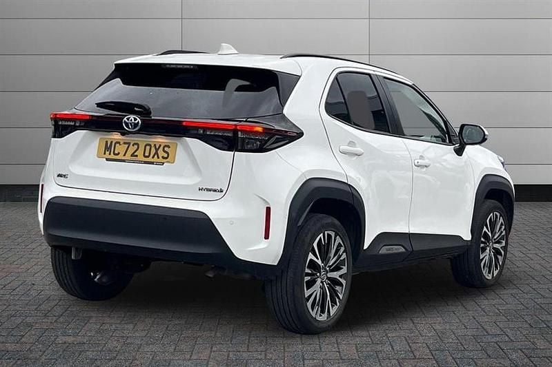 Used Toyota Yaris Cross 116 HP (85 kW) 2023 White SUV