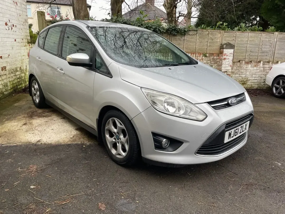 Used Ford C-MAX Zetec 115 HP (84 kW) 2011 Silver MPV