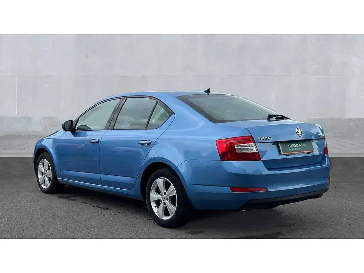 Używany Skoda Octavia SE L 150 KM (110 kW) 2016 Niebieski Kombi