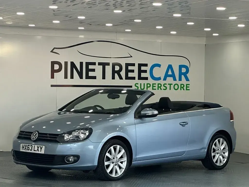 Used VW Golf Cabriolet S 122 HP (89 kW) 2013 Blue Cabriolet