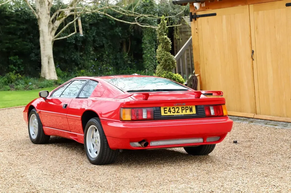 Used Lotus Esprit 1987 Red Coupe