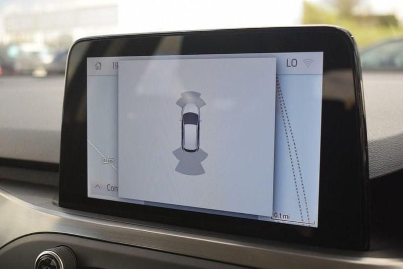 Used Ford Focus Titanium 125 HP (91 kW) 2020 Blue Hatchback