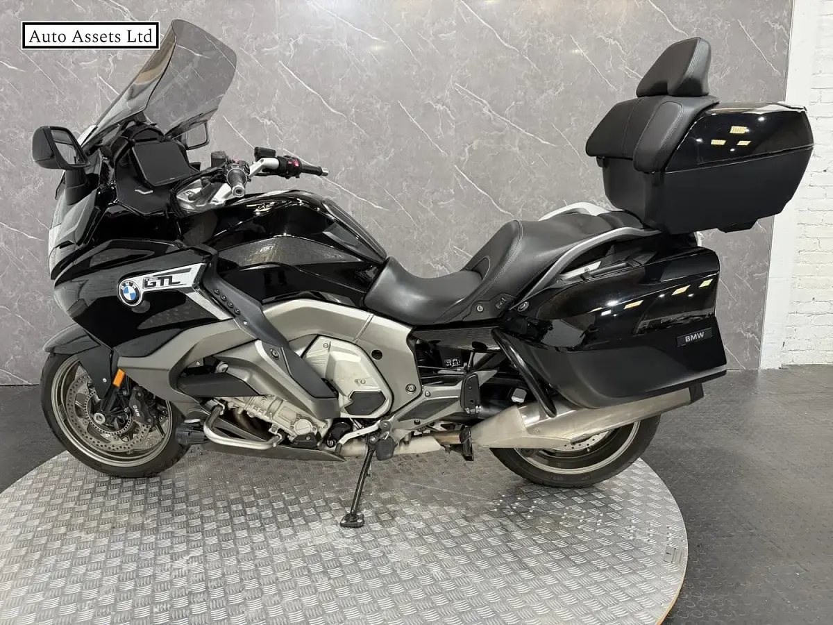 Used BMW 1600 2022 Black