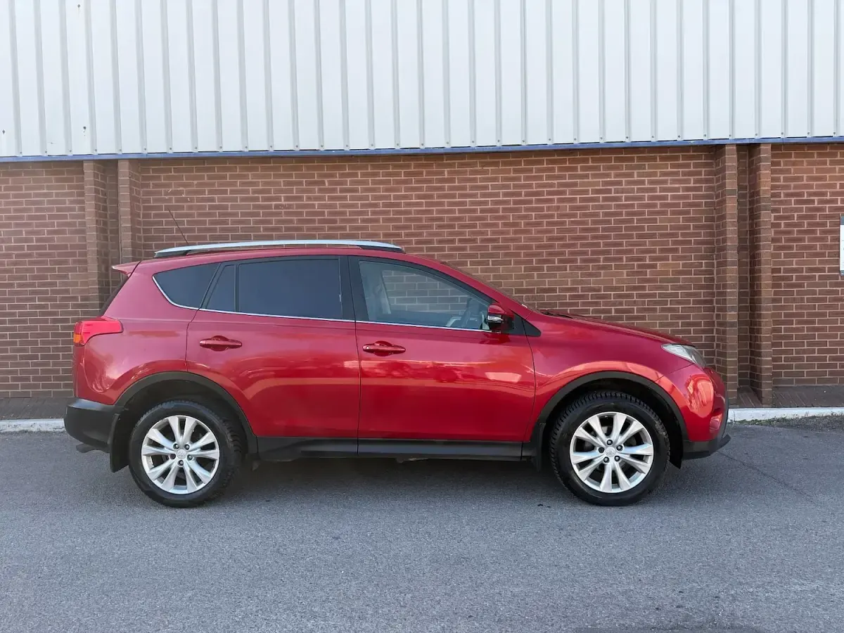 Used Toyota RAV4 2013 Red SUV