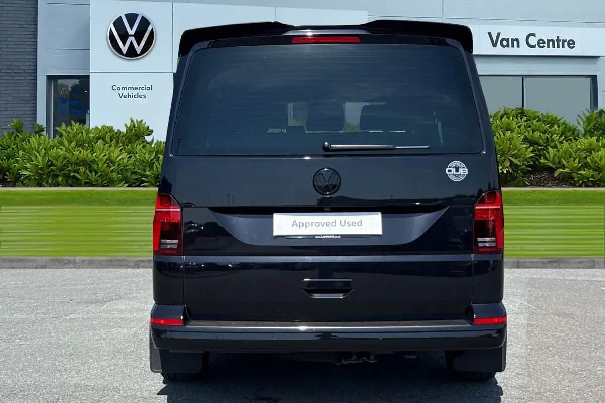 Used VW T6.1 Highline 150 HP (110 kW) 2023 Black Van