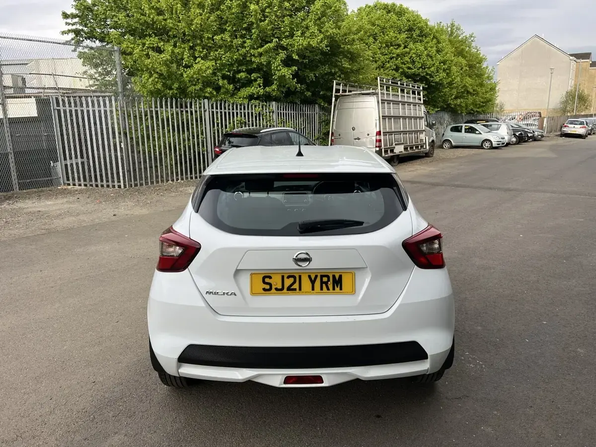Used Nissan Micra Acenta 92 HP (67 kW) 2021 White Hatchback