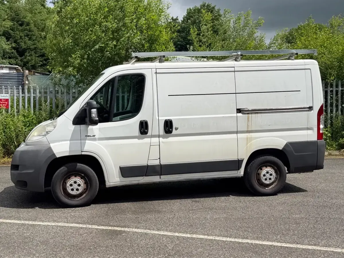 Used Citroën Relay 100 HP (73 kW) 2007 White Van