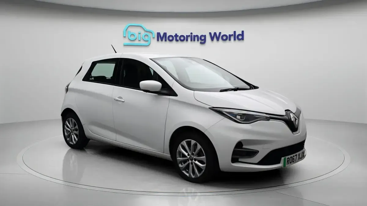 Used Renault Zoe Iconic 100 kW (136 HP) 2021 Hatchback