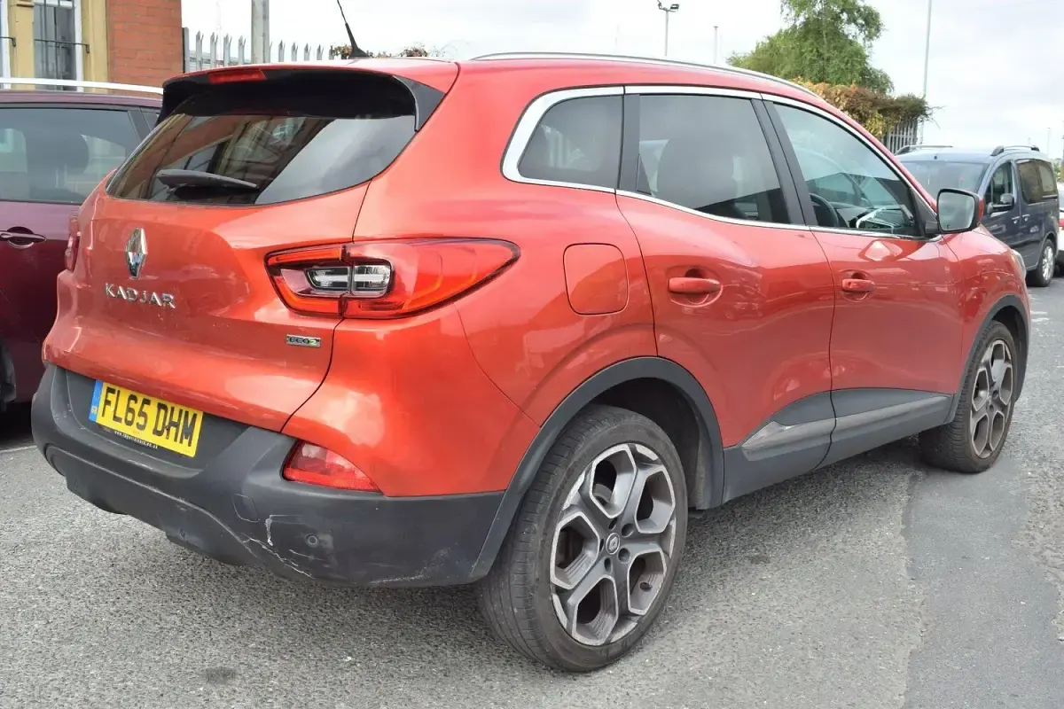 Used Renault Kadjar Dynamique 110 HP (80 kW) 2015 Red SUV