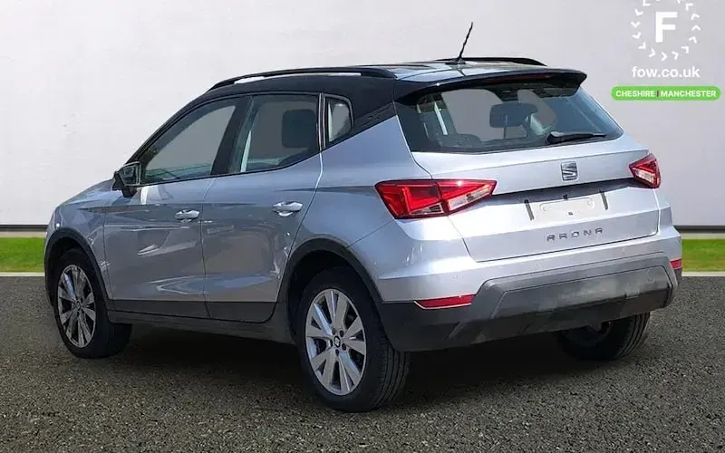 Used Seat Arona SE Technology 116 HP (85 kW) 2018 Silver SUV
