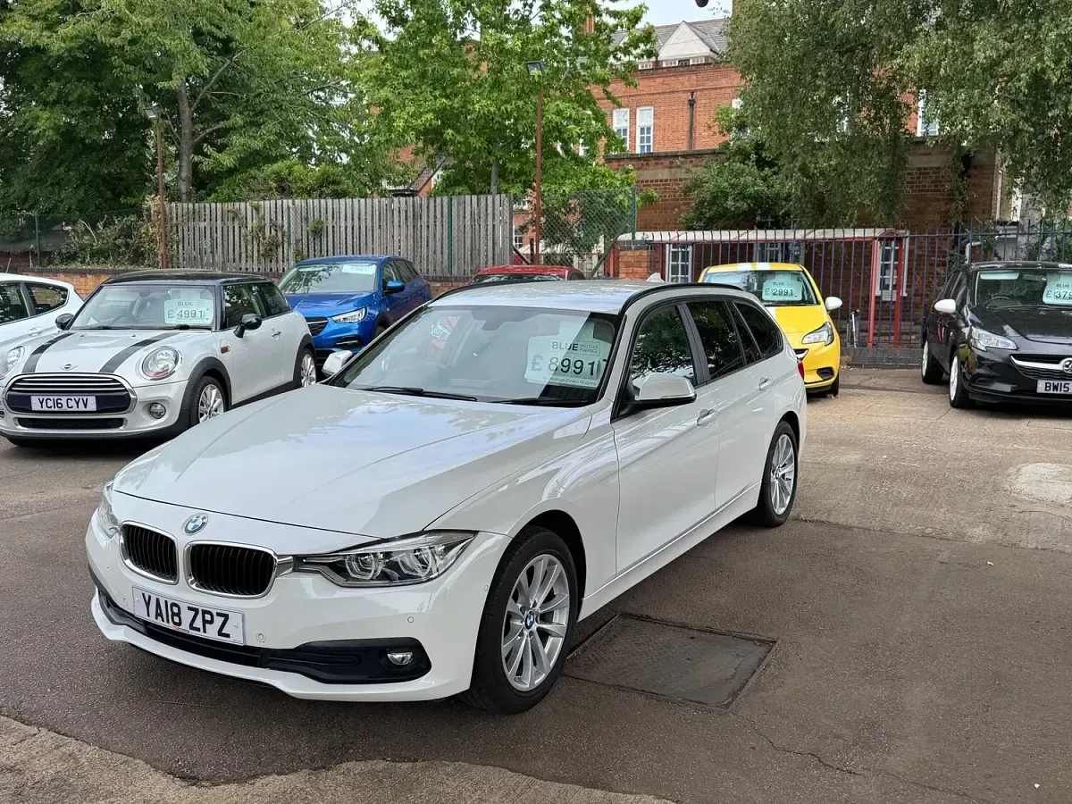 Used BMW 316 Comfort Edition 116 HP (85 kW) 2018 White Estate
