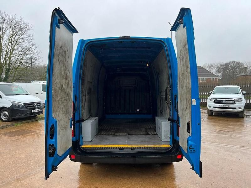 Used Renault Master Business 2021 Blue Van