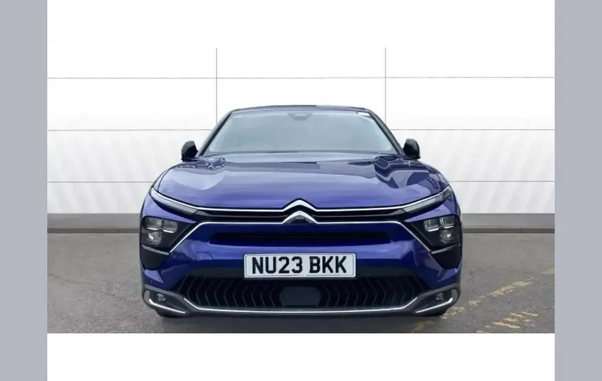 Used Citroën C5 X PureTech 131 HP (96 kW) 2023 Blue Estate