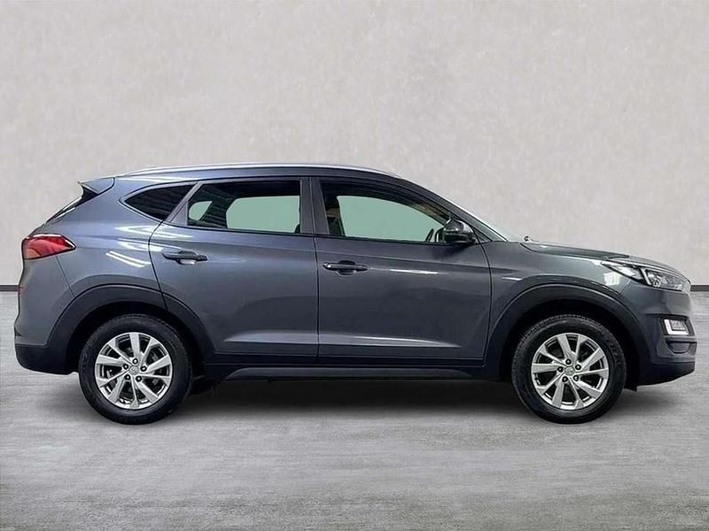Used Hyundai Tucson SE 136 HP (100 kW) 2018 Grey SUV