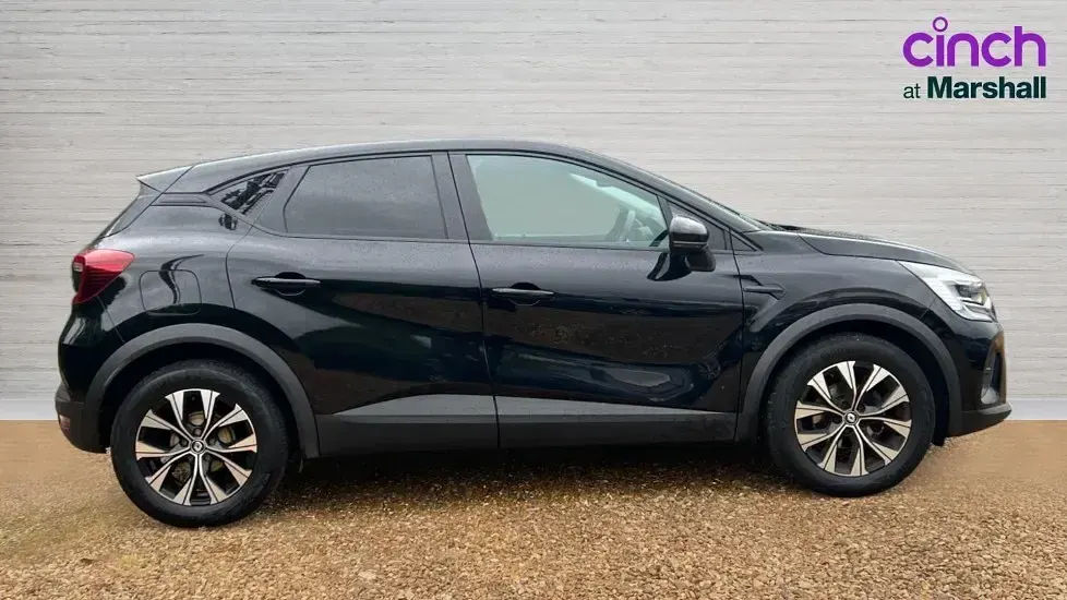 Second-hand Renault Captur Evolution 91 CP (66 kW) 2024 Negru SUV