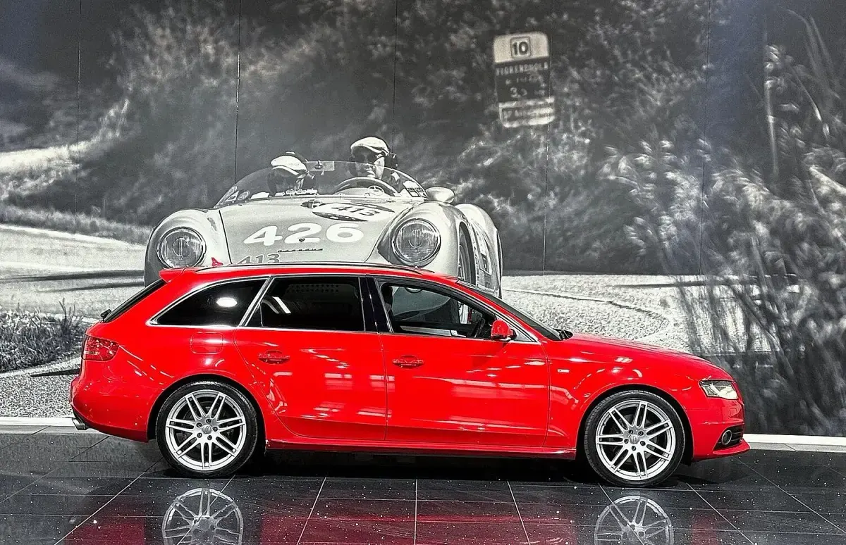 Used Audi A4 S-Line 240 HP (176 kW) 2010 Red Estate