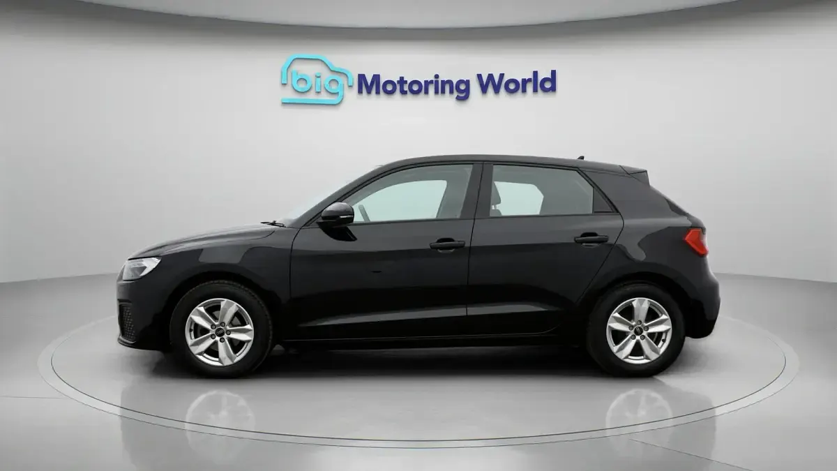 Used Audi A1 Sportback 94 HP (69 kW) 2023 Hatchback
