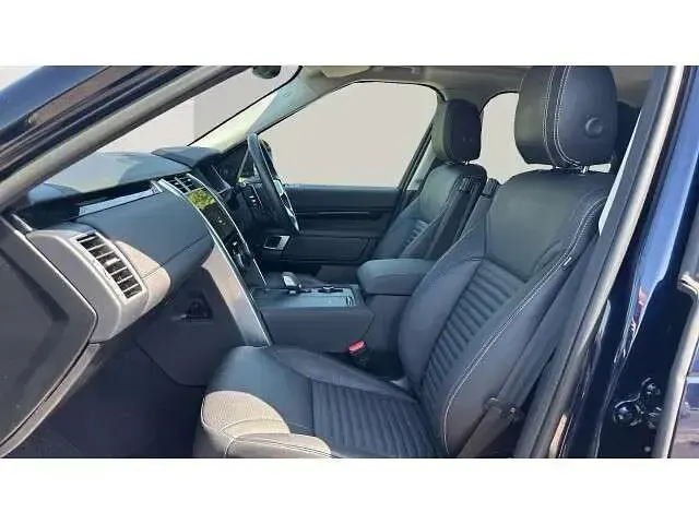 Usado Land Rover Discovery 5 S 296 HP (217 kW) 2023 Azul SUV