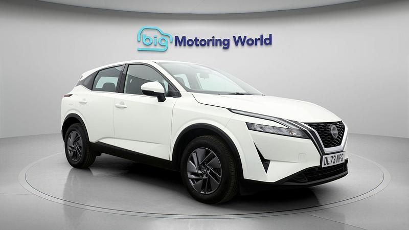 Used 2023 Nissan Qashqai Acenta Premium SUV | £17,300 (Super price) - Image 1/4