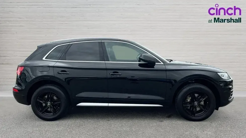 Used Audi Q5 S-Line 252 HP (185 kW) 2019 Black SUV